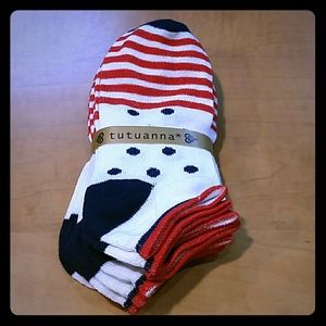 Ten pairs of woman tutuanna ankle socks